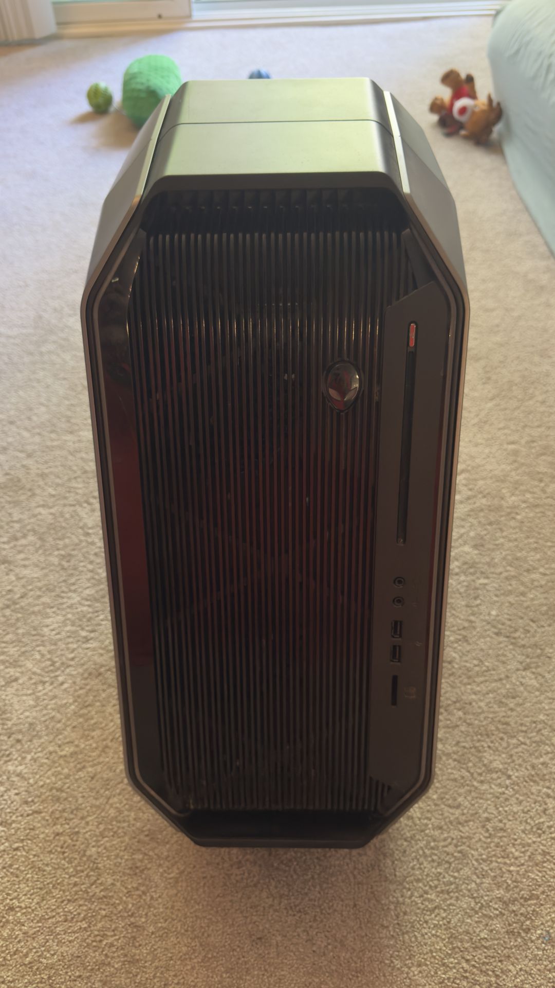 Alienware PC Tower Case + Parts - No GPU - As-Is for Sale in Hollywood ...