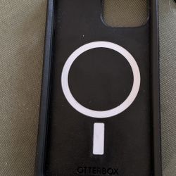 Otterbox Defender iPhone 13 Case