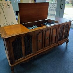 Console Table With Radio 