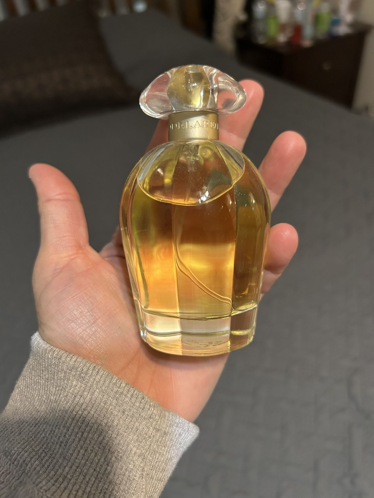 Oscar De La Renta Perfume