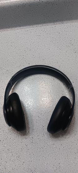 Beats Studio Pro