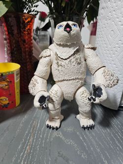 Dungeons and Dragons owlbear action figure