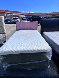 Pink Bed Frame With Mattress And Boxspring