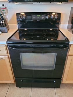 Electric stove/oven Kenmore