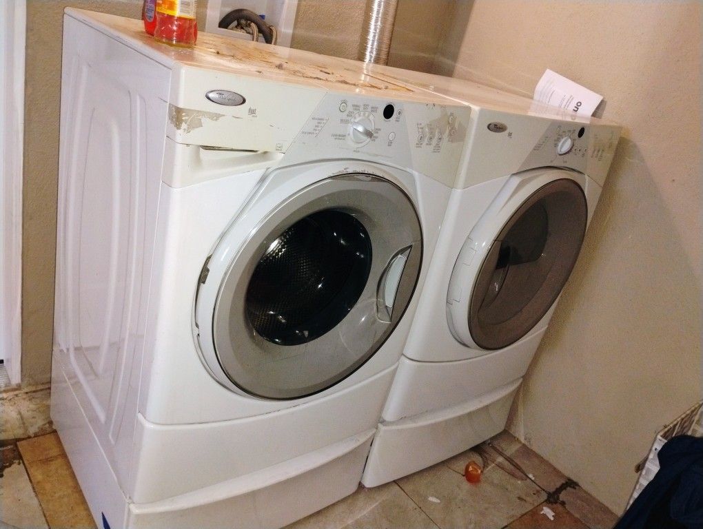 Whirlpool Washer And Dryer 