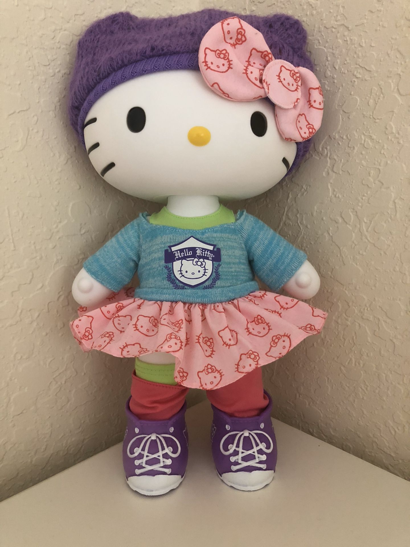 Hello Kitty Dance Doll ⚠️Pick up at Doral⚠️ zip code 33178