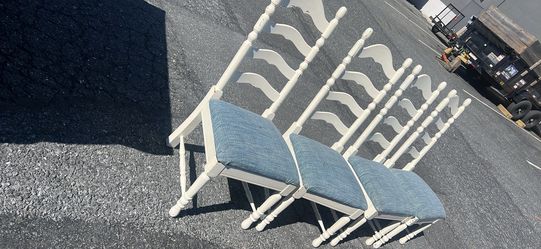 4 dining chairs