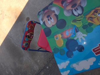 Kids table and chair