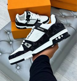 LV designer shoe