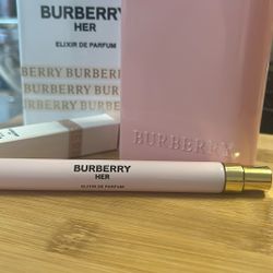 Burberry Her Elixir de Parfum by Burberry. 