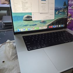 Apple MacBook Pro 2021 A2485 16in M1 Max 32 Core GPU 32GB RAM 1TB SSD ,AC Charger,Excellent Condition for Promo Sale