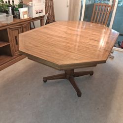 Dinning Room Table And 6 Chairs
