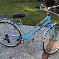 Women's Schwinn Admiral 7-speed Cruiser Bike
