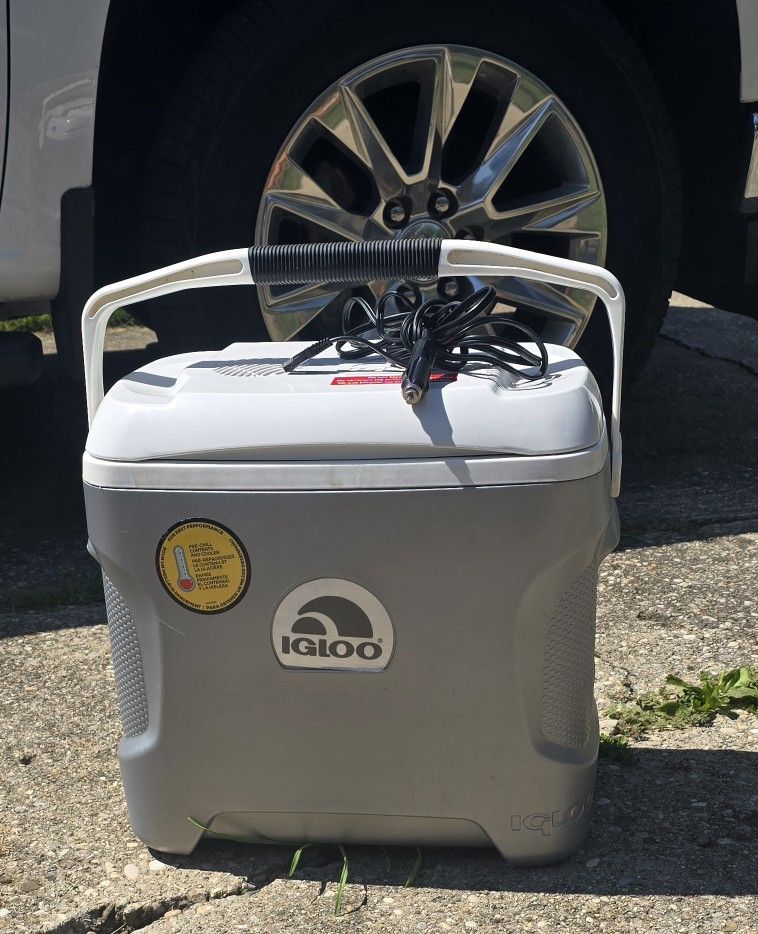 Igloo Iceless 28 Qt. Thermoelectric Cooler