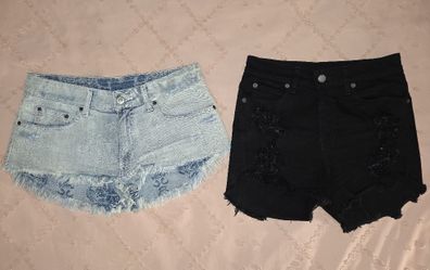 CARMAR JEAN SHORTS 2 PAIRS