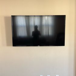55” Samsung TV,