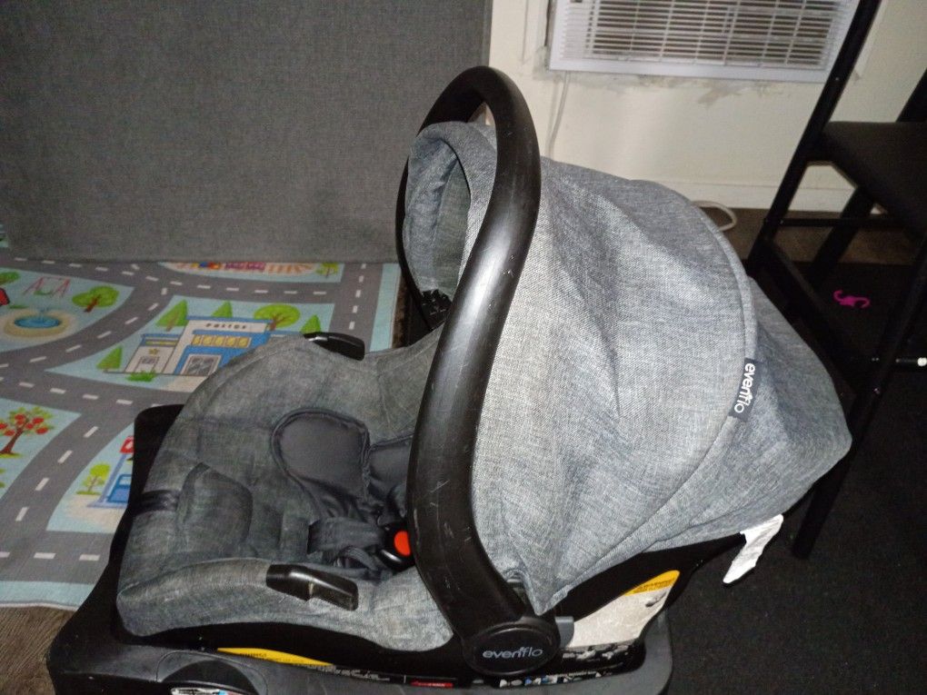 EvenFlo Car Seat