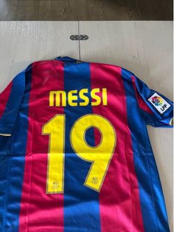 2007-08 Barcelona Nike Home Jersey Messi #19 Size M
