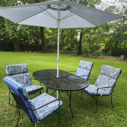 10 Pc. Wrought Iron Patio Set New Cushions & Umbrella 