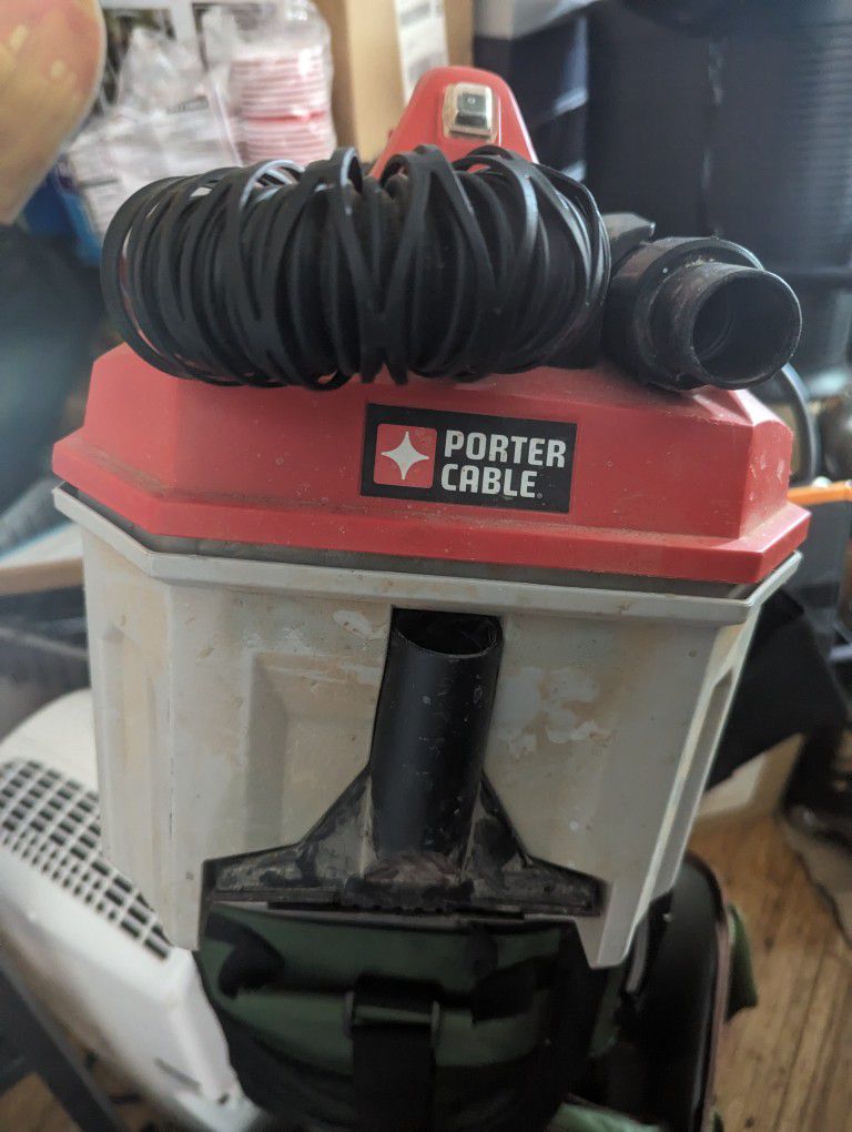 PORTER CABLE 20V CORDLESS VACUUM CLEANER 