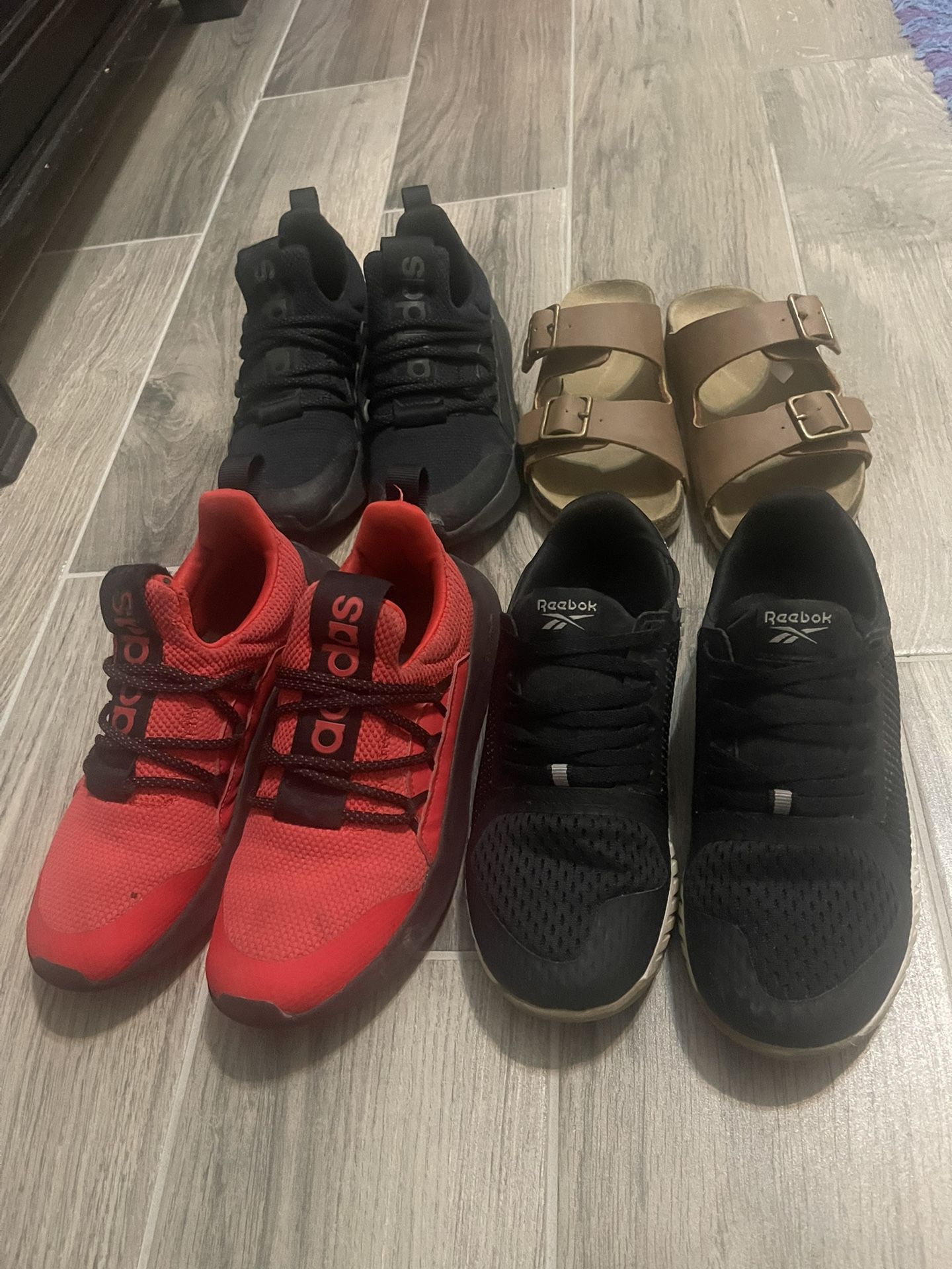 Boys Shoes Size 2/2.5