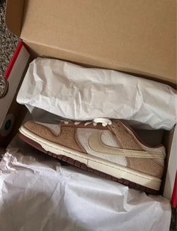 Nike Dunk Medium Curry (new) sz: 8.5 (lightly used)