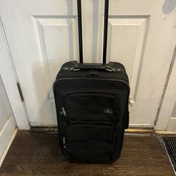 samsonite carry on luggage 
