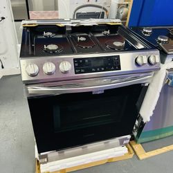 Samsung 30” Slide in Gas Range