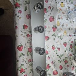4 Bulb Bathroom Light Vanity