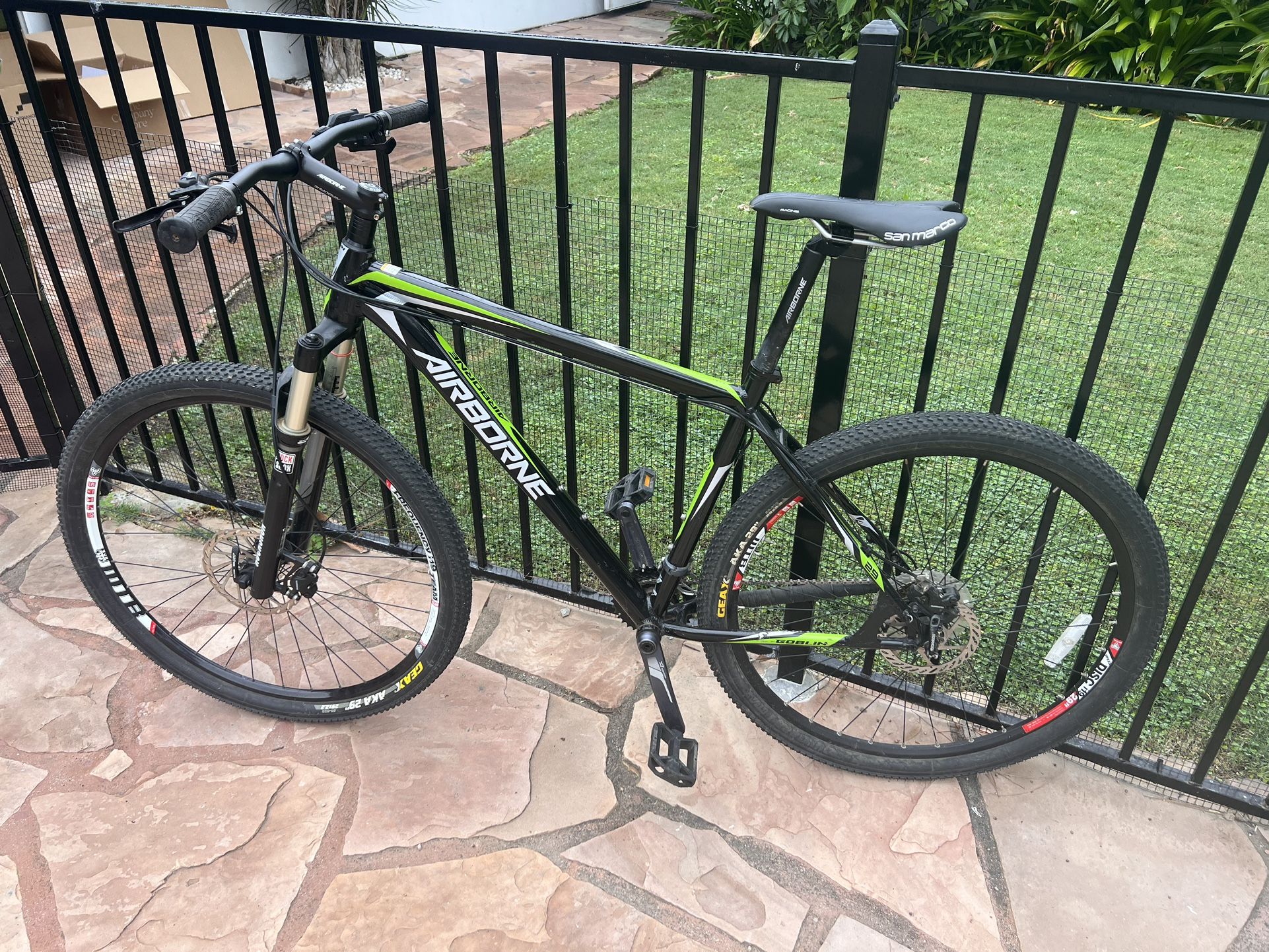 MTB Airborne Goblin 29” Hardtail - Rockshox Suspension/Shimano Components