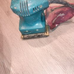 Makita Sanding Machine