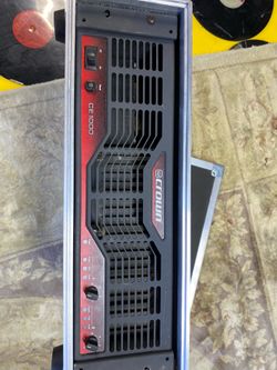Crown amplifier with case