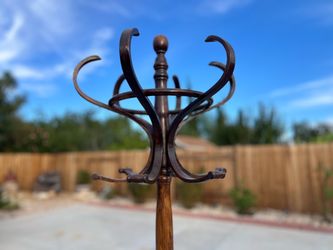 Coat/purse hanger