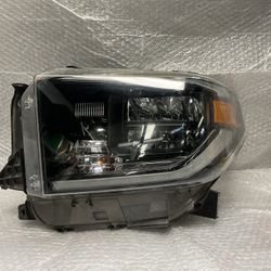 2014,2015,2016,2017,2018,2019,2020,2021 Toyota Tundra Left Headlight