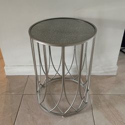 mirrored top table 