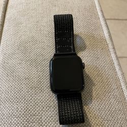 Apple Watch Series 5