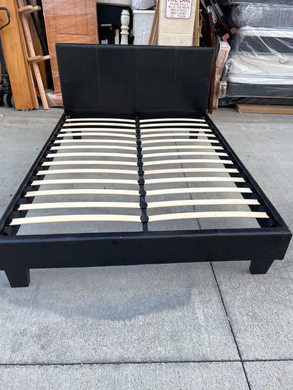 Queen Bed As Is With Mattress Bamboo Pillow Top 450