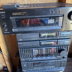 Old Style Stereo System/ Surround Sound