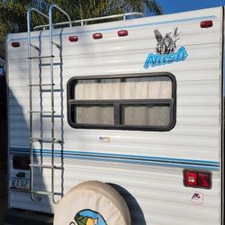 2001 Nash Travel Trailer 