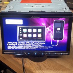  Pioneer AVH-2330NEX Double DIN 7 inch In Dash Car Stereo Receiver with DVD, HD Radio, Apple CarPl