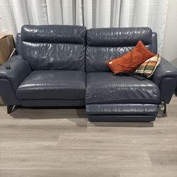 Leather sofa set