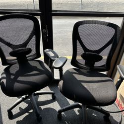 Ergonomic Mesh Office Chairs – Set of 2 Matching (Adjustable, Great Condition)