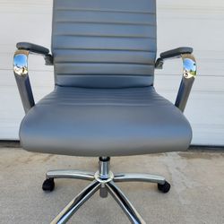 Bonded Leather Office Chair!