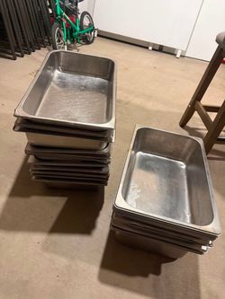 Restaurant trays