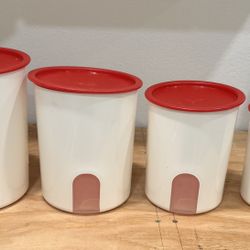 Vintage Tupperware Set