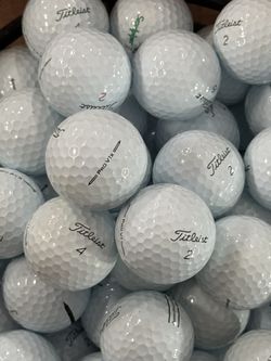 Titleist Prov1 And Prov1x AVX ( White Or Yellow)