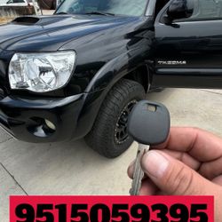 Car Keys/Llaves De Autos/Key Fobs