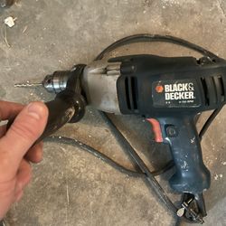 Black & Decker Drill With Chuck Key