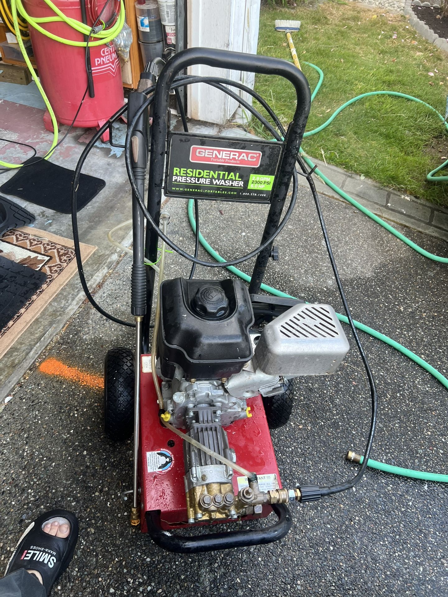 Generac 2300 Psi pressure washer Works Like New