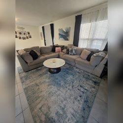 Ashley 5-Seat Sectional, Power USB, 110x122 - Good – Riverview, FL
